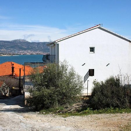 Apartments By The Sea Mastrinka, Ciovo - 4836 Trogir Buitenkant foto