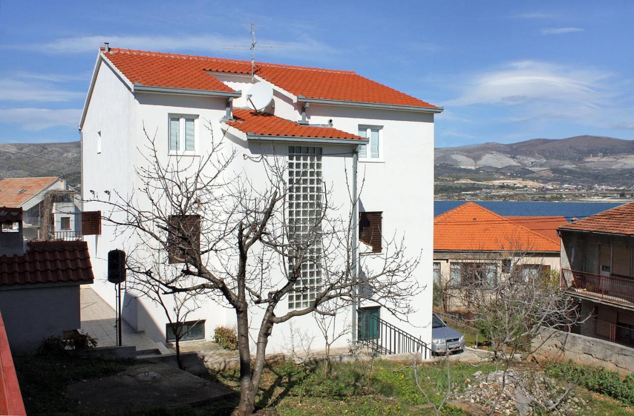 Apartments By The Sea Mastrinka, Ciovo - 4836 Trogir Buitenkant foto