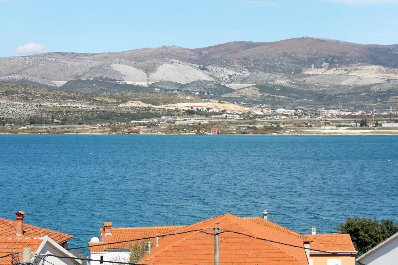Apartments By The Sea Mastrinka, Ciovo - 4836 Trogir Buitenkant foto